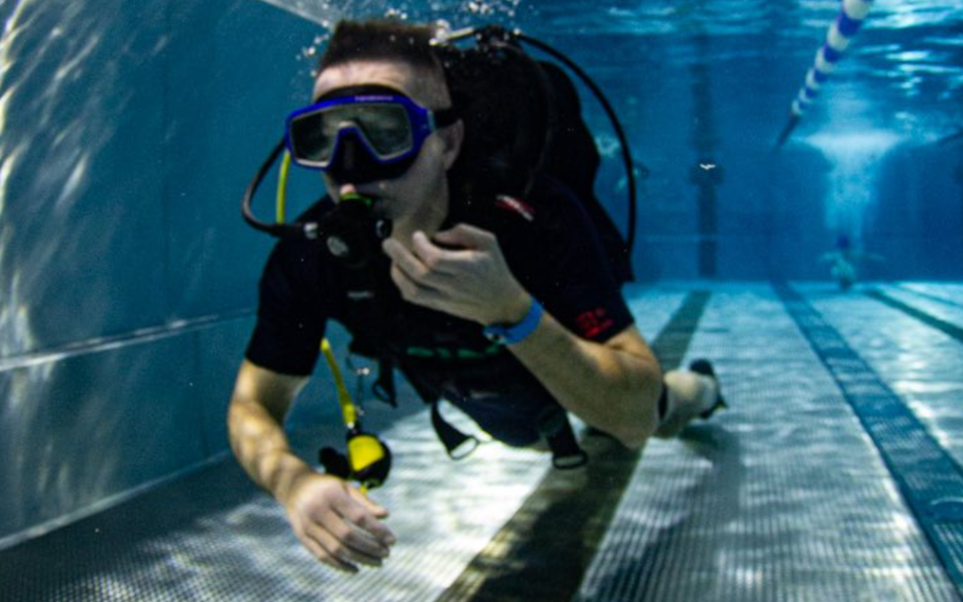 Ile kosztuje kurs nurkowania w Podlaskiem – aktualne ceny i co wpływa na koszt